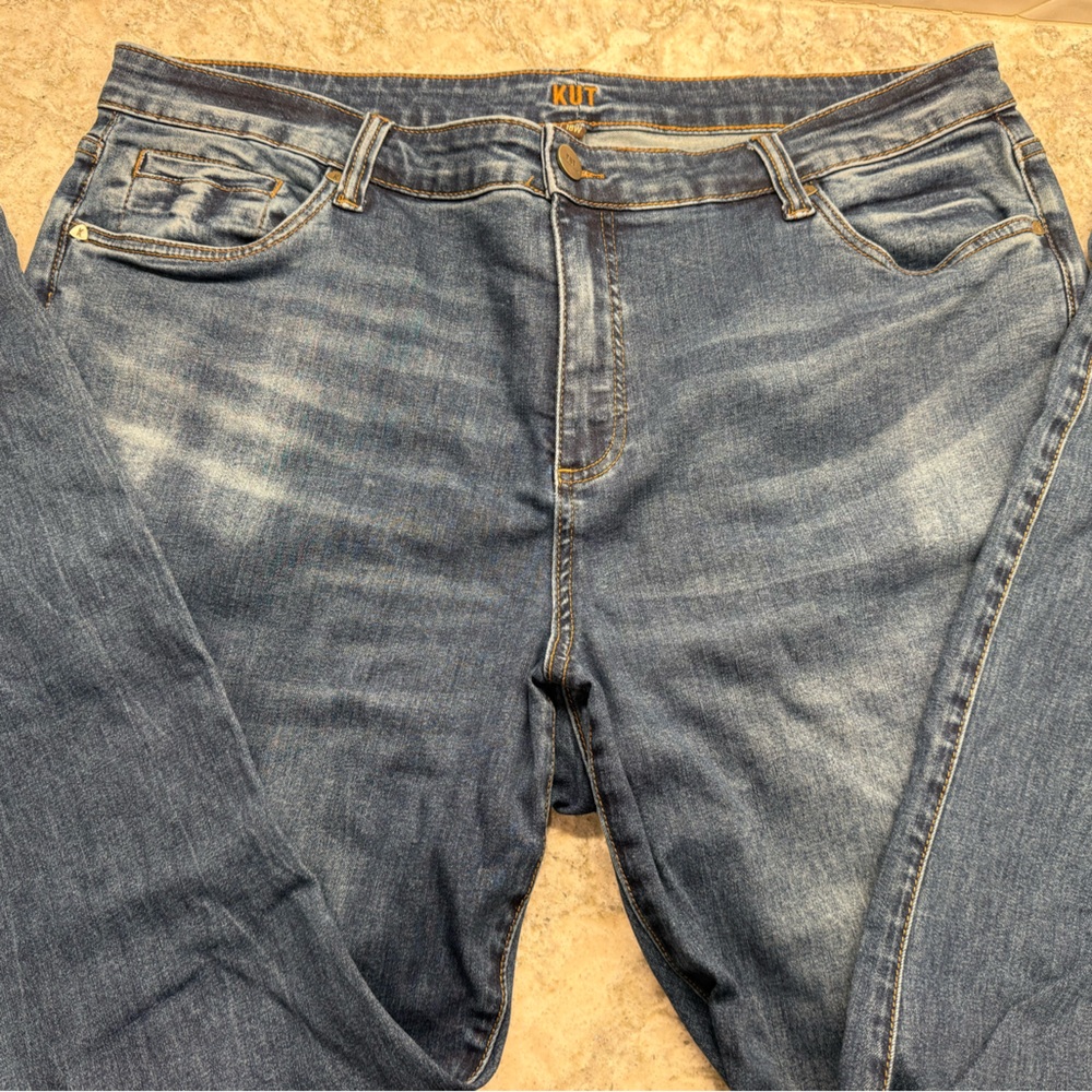 Kut from the Kloth Women’s Boyfriend Relaxed Blue Jeans